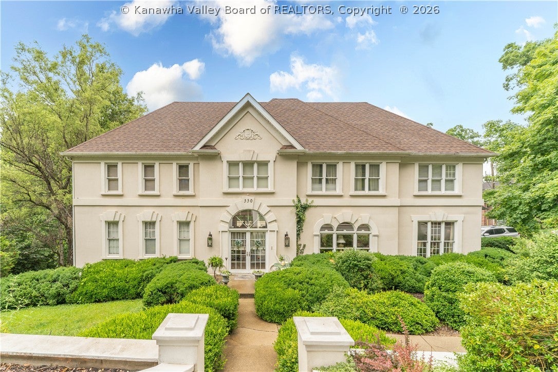 330 Woodlomond Way — photo