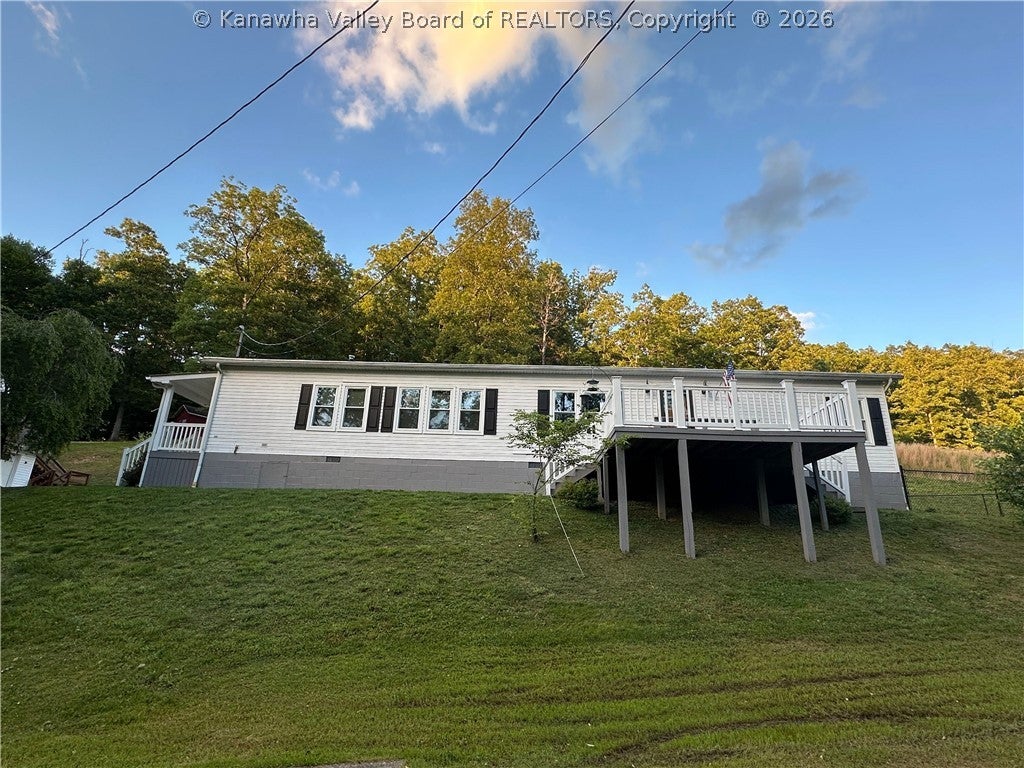 1949 Garrets Bend Road — photo
