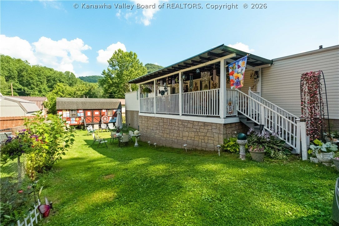 730 Campbells Creek Drive — photo