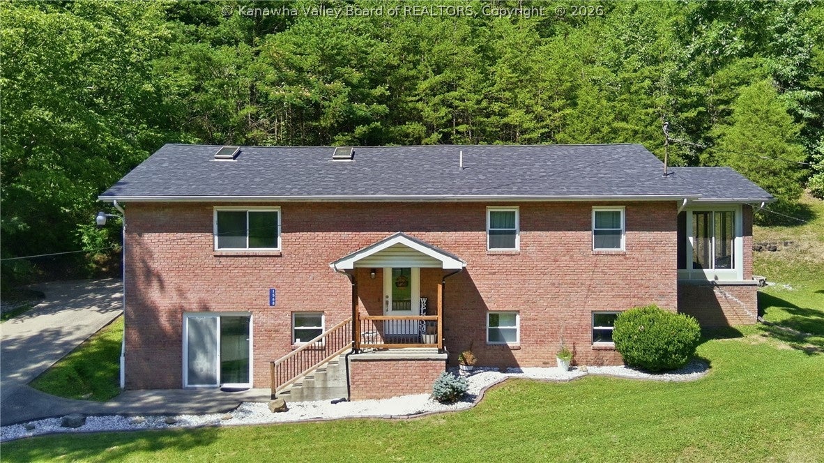 5830 Charleys Creek Road — photo