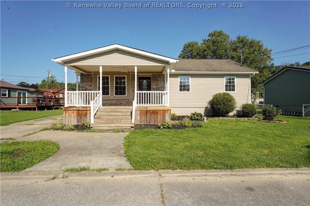 101 Pinehurst Drive — photo