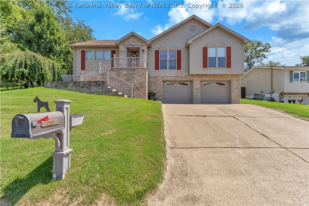 1209 Lakeview Drive — photo