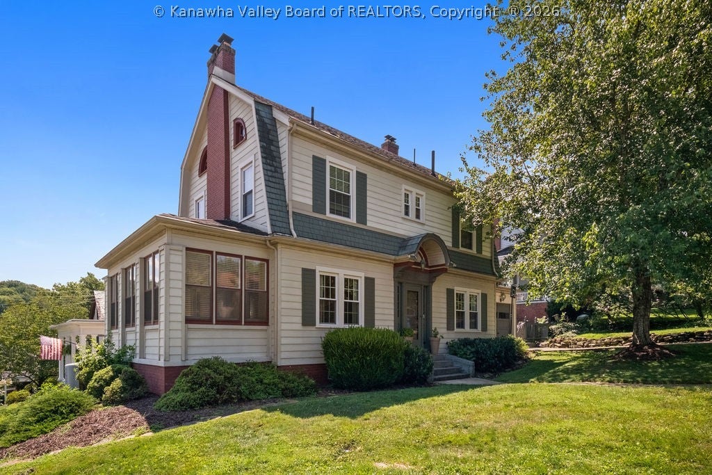916 Highland Road — photo