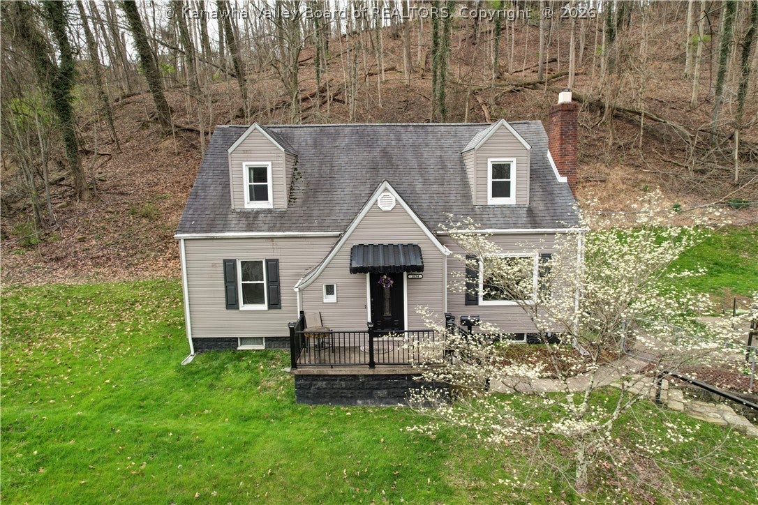 1054 Montrose Drive — photo