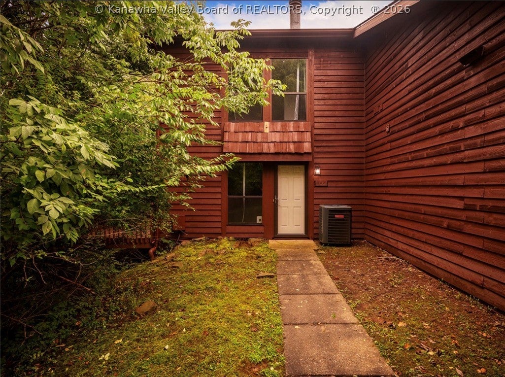 102 Hunters Ridge Road — photo