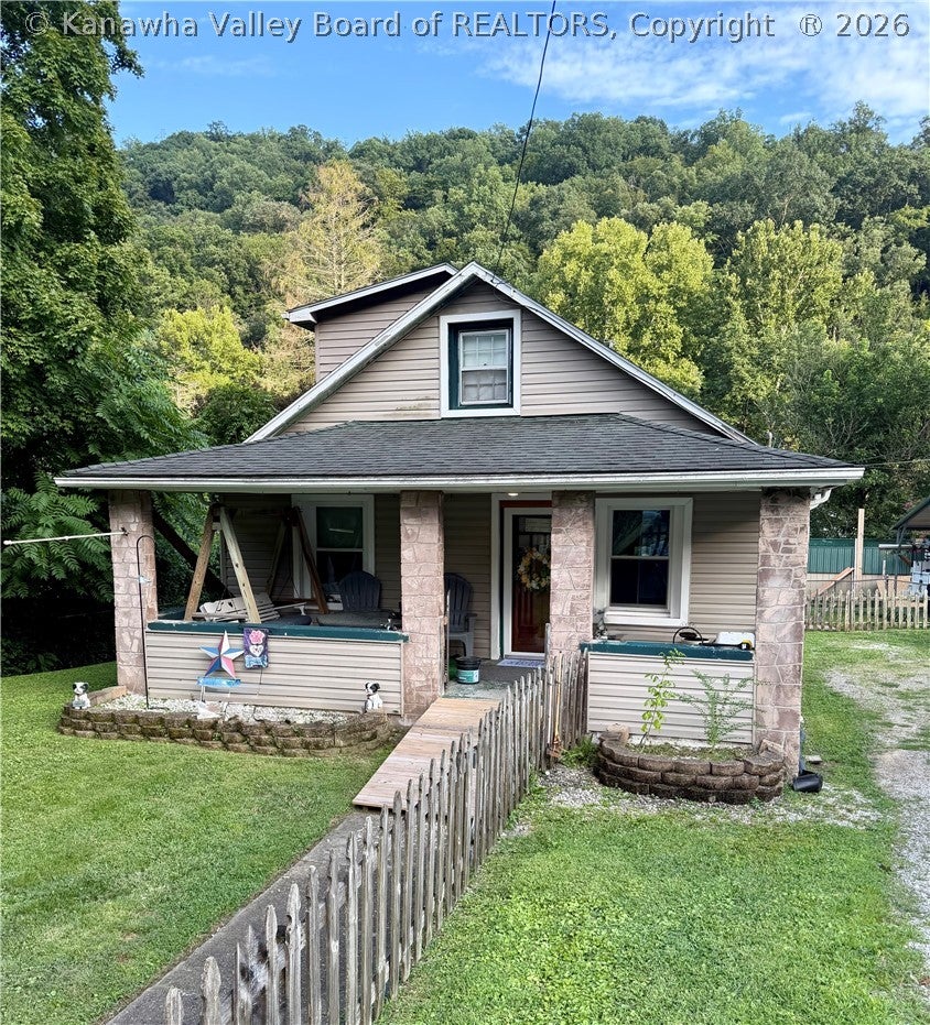 778 Campbells Creek Drive — photo