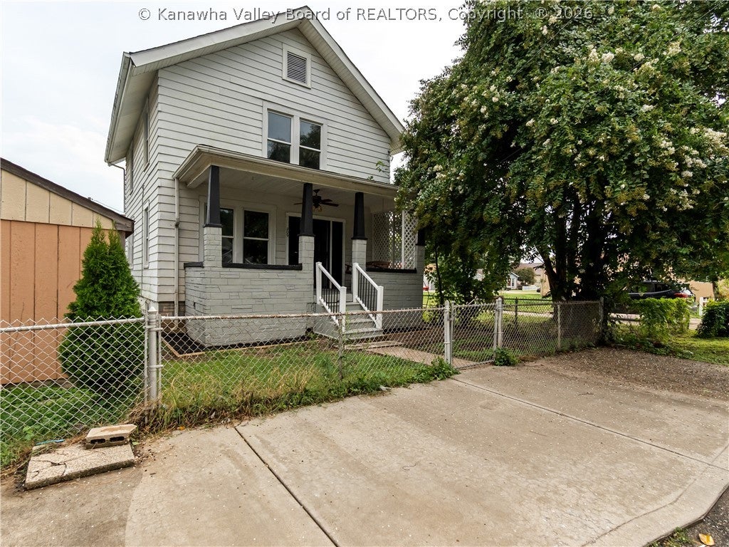 209 W Virginia Avenue — photo