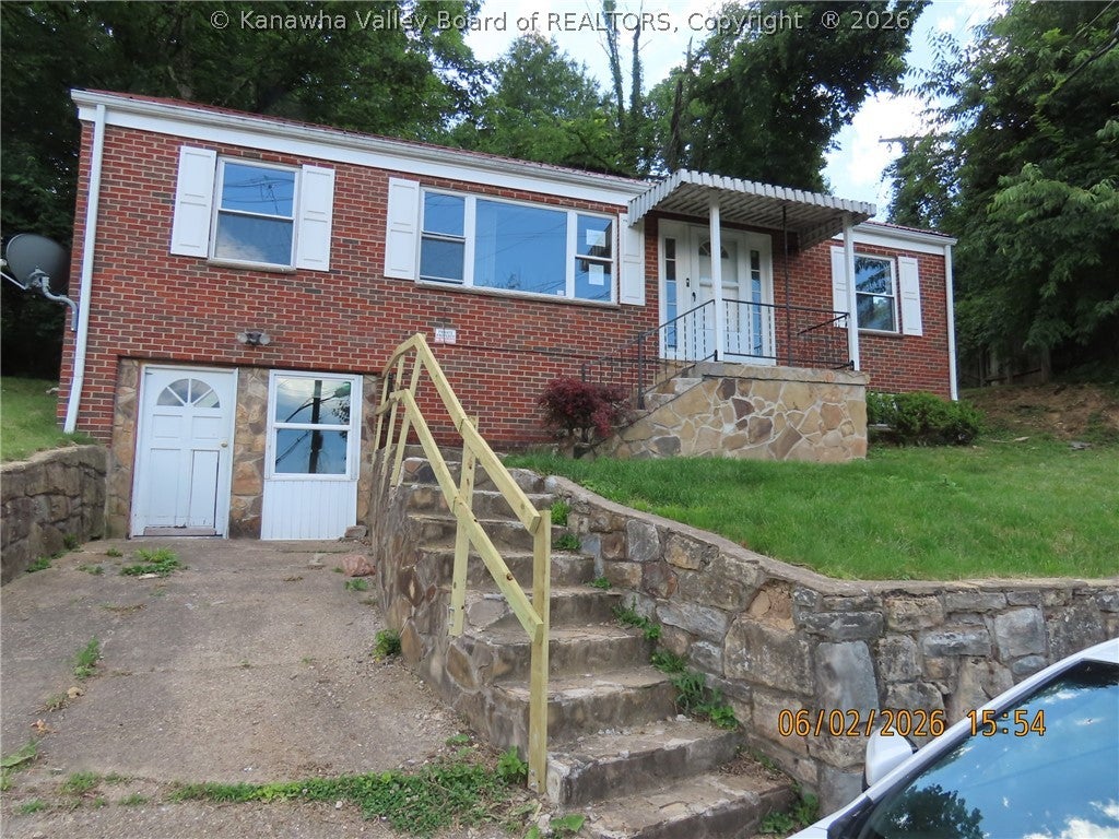 1007 Belmont Street — photo