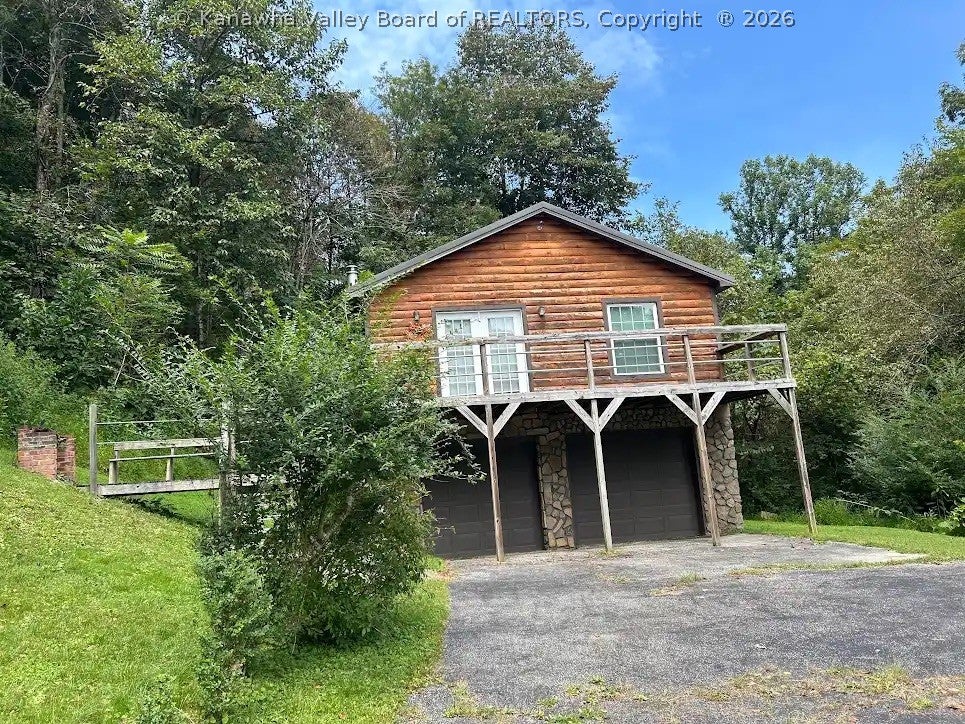 208 Spooky Lane — photo