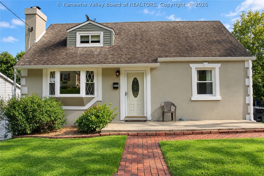 657 Forest Circle — photo