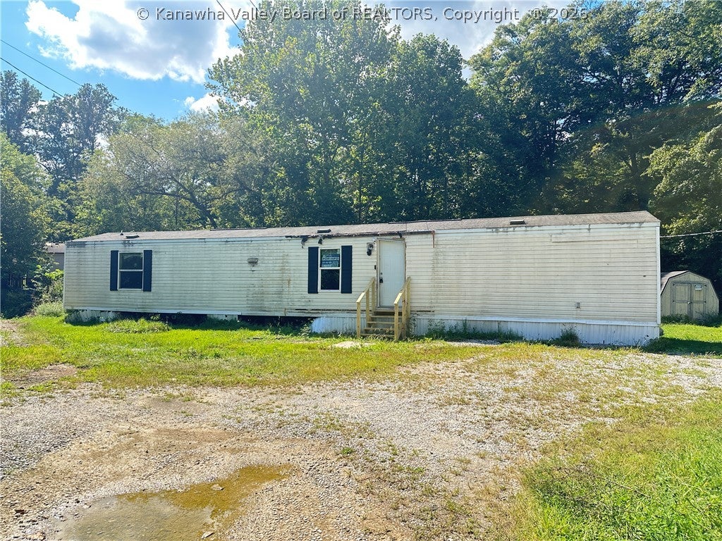 465 Augusta Drive — photo