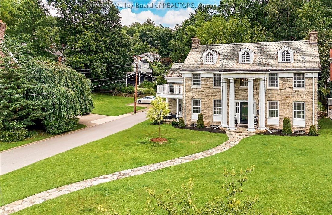 1017 Edgewood Drive — photo
