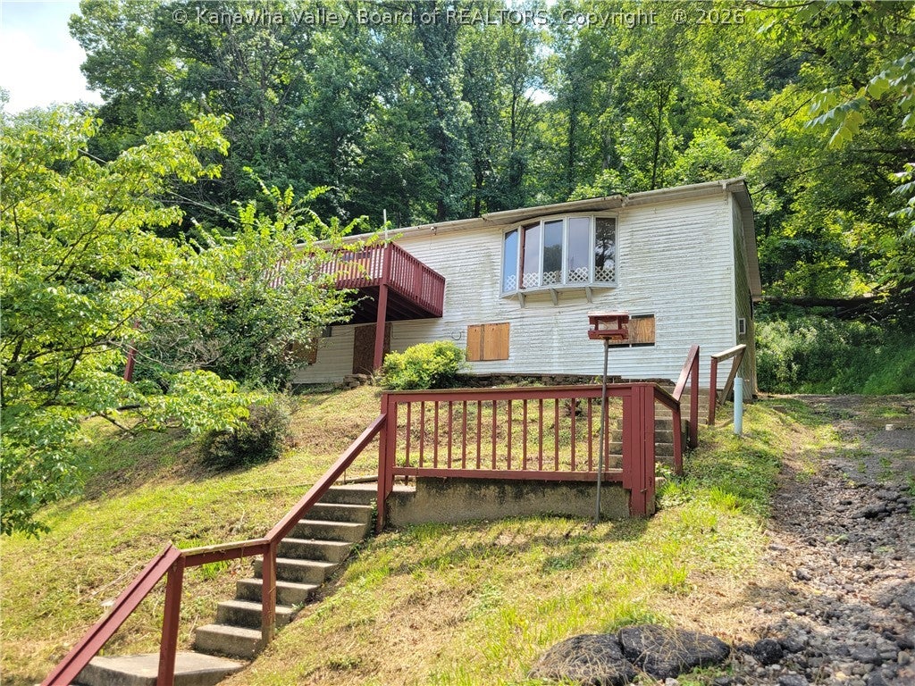 216 Campbells Creek Drive — photo