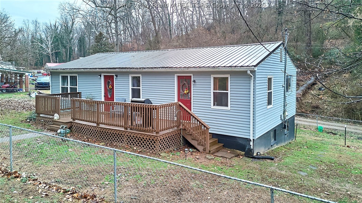 104 Woodland Drive — photo