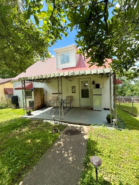 216 Sunset Drive — photo