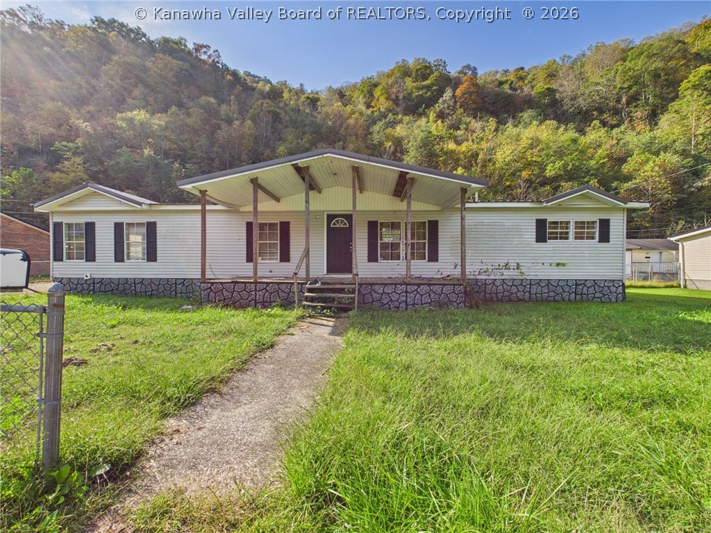 127 Harvey Drive — photo