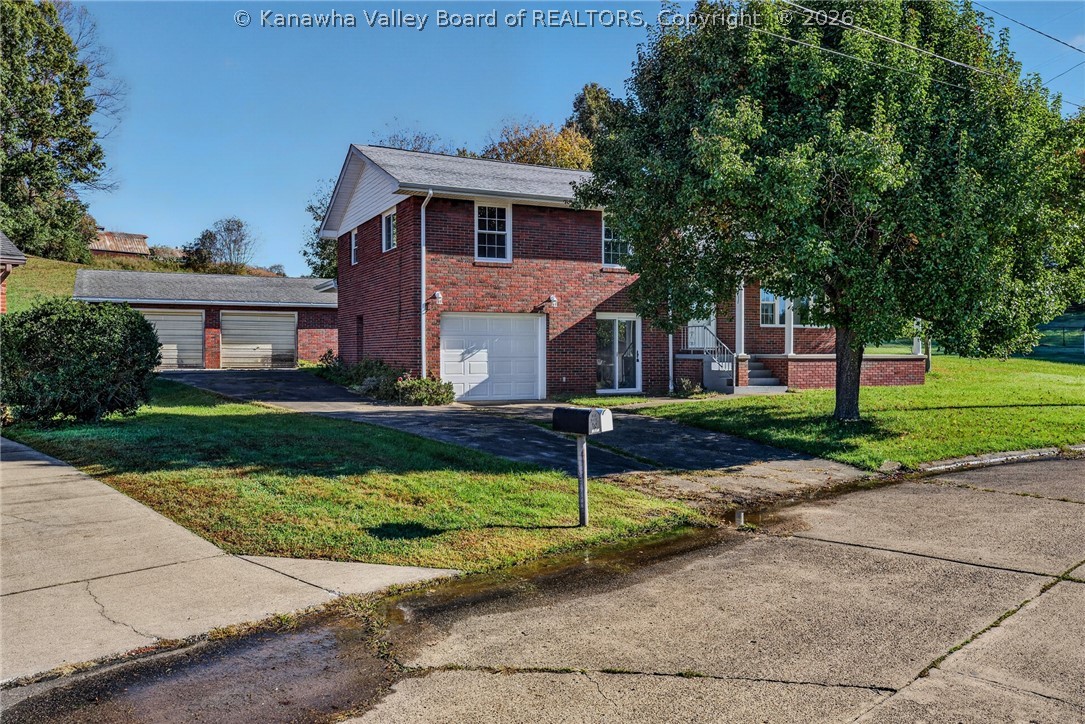 1403 Meadowbrook Drive — photo