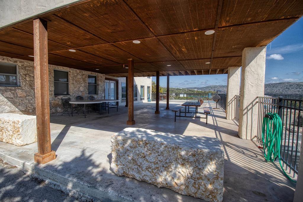 210 Bluebonnet Dr 61 — photo