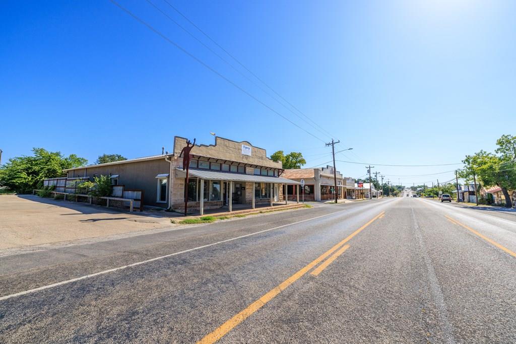 23654 W Hwy 290 — photo
