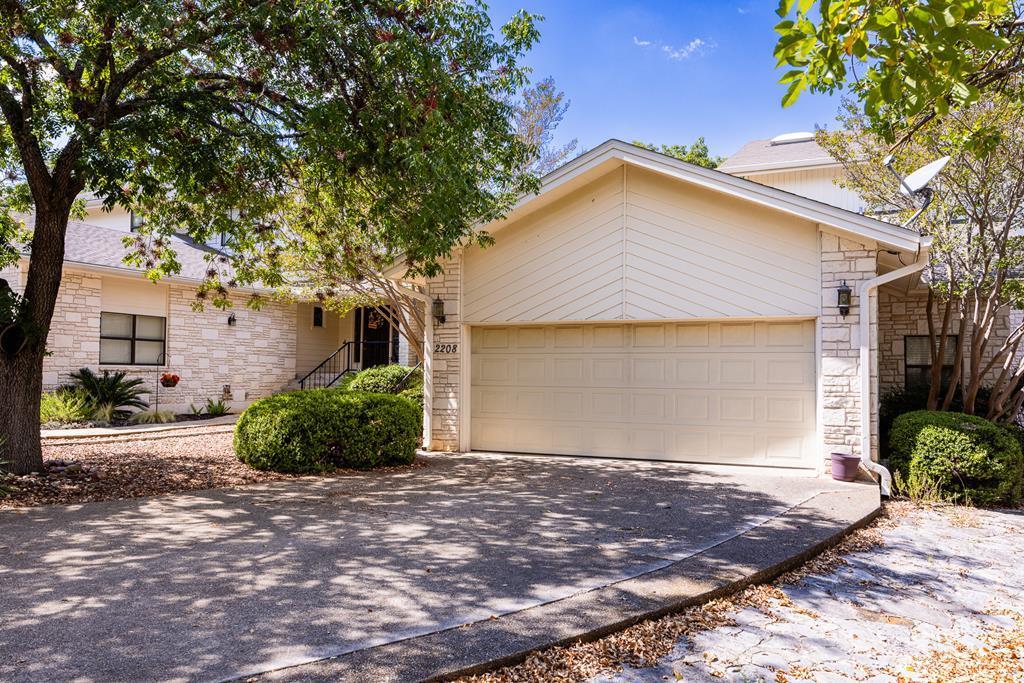 2208 Rock Creek Dr — photo