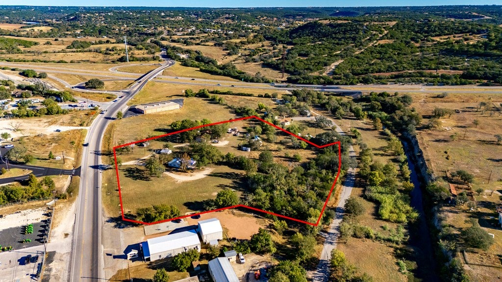 899 Harper Rd, Kerrville, TX 78028 — photo 3