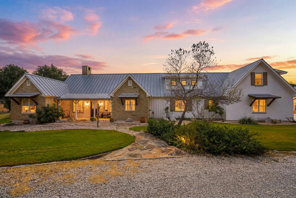 151 Kerr Canyon Pass 6 — photo