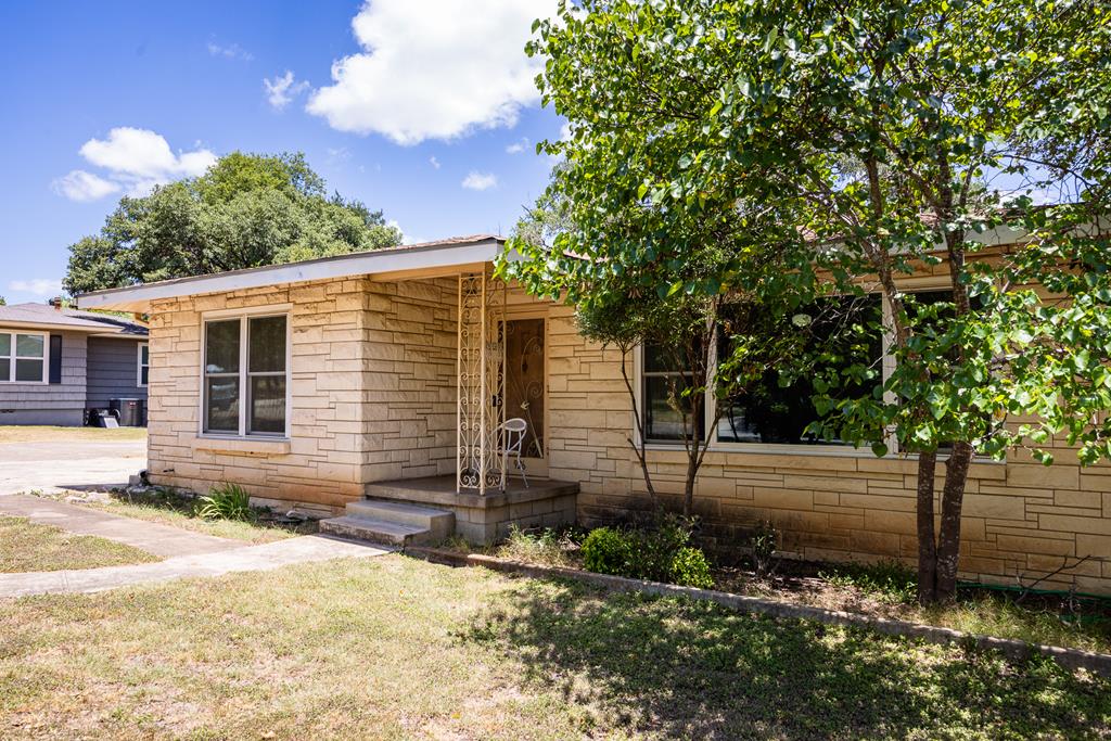 926 Bluebonnet Dr 32 — photo