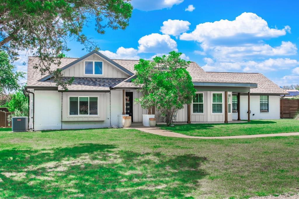 102 Bowie Dr 54 — photo