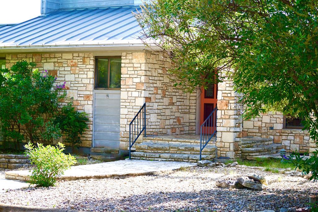320 Loma Vista Dr 26 — photo