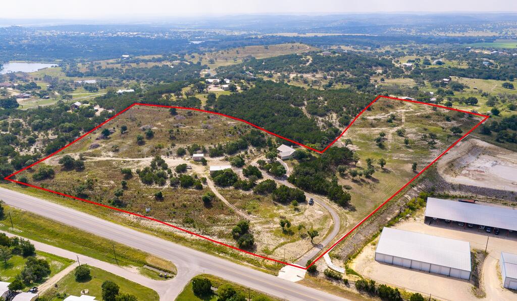 3023 Medina Hwy — photo