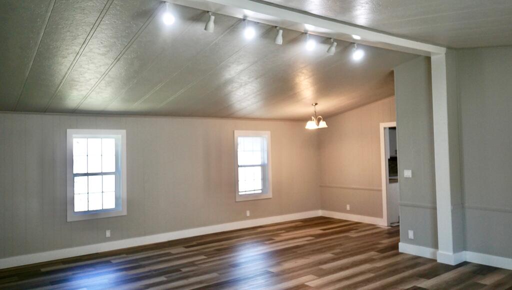 107 Fourth St 4, Ingram, TX 78025 — photo 2