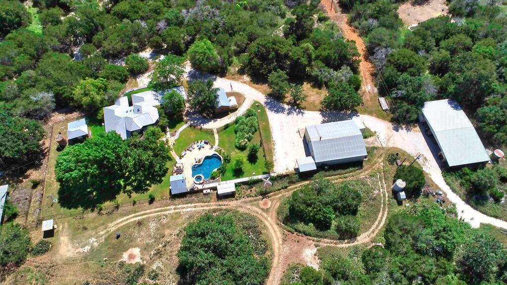 4065 N Cypress Creek Rd — photo