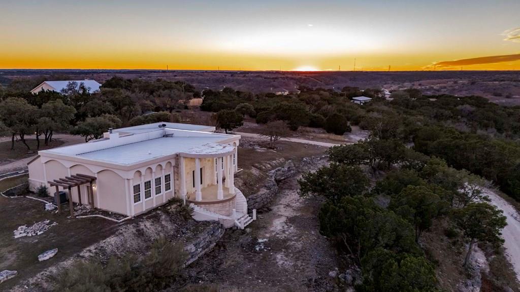 157 McCullough Ranch Rd, Kerrville, TX 78028 — photo 2