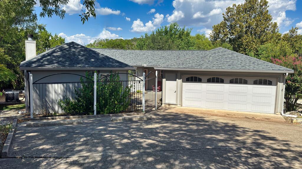 1317 N Malibu Dr — photo