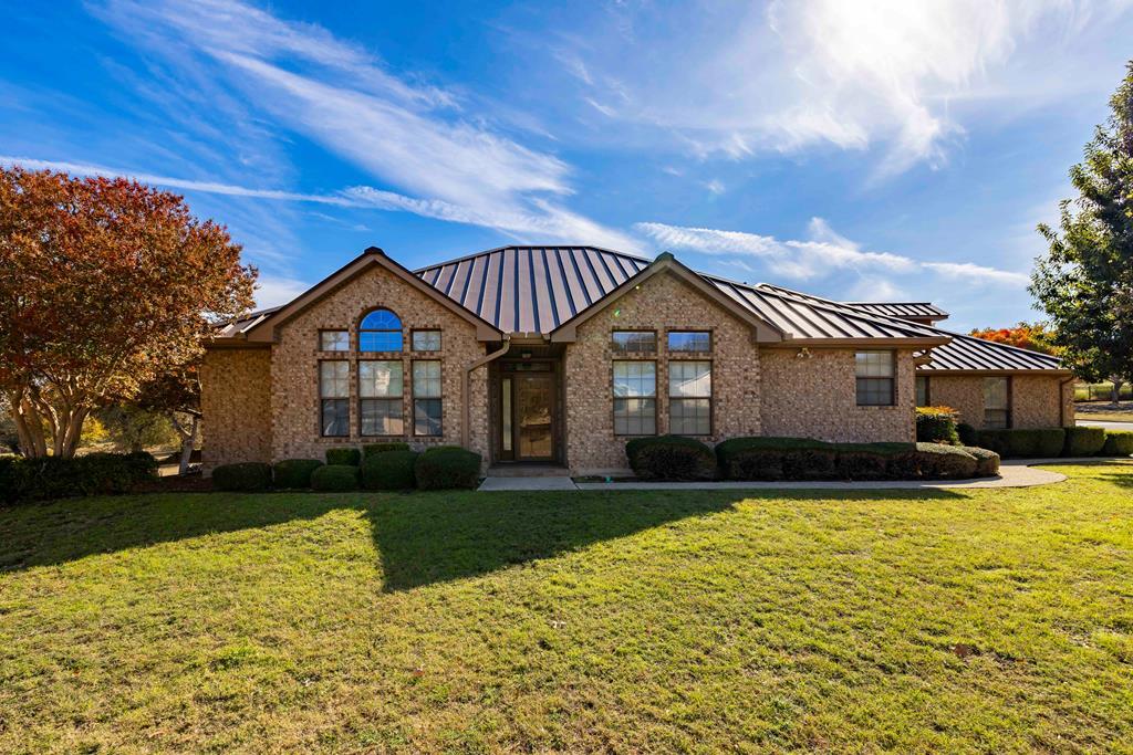100 Braeburn Circle 14 — photo