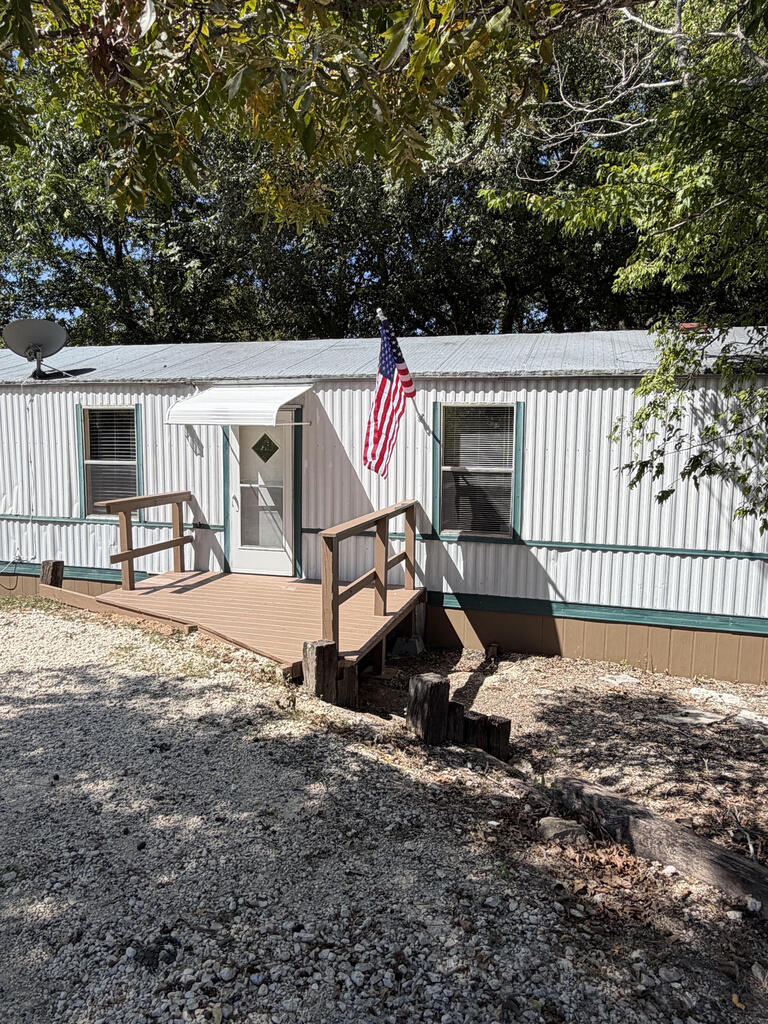 126 S Woodcreek Dr 64 — photo