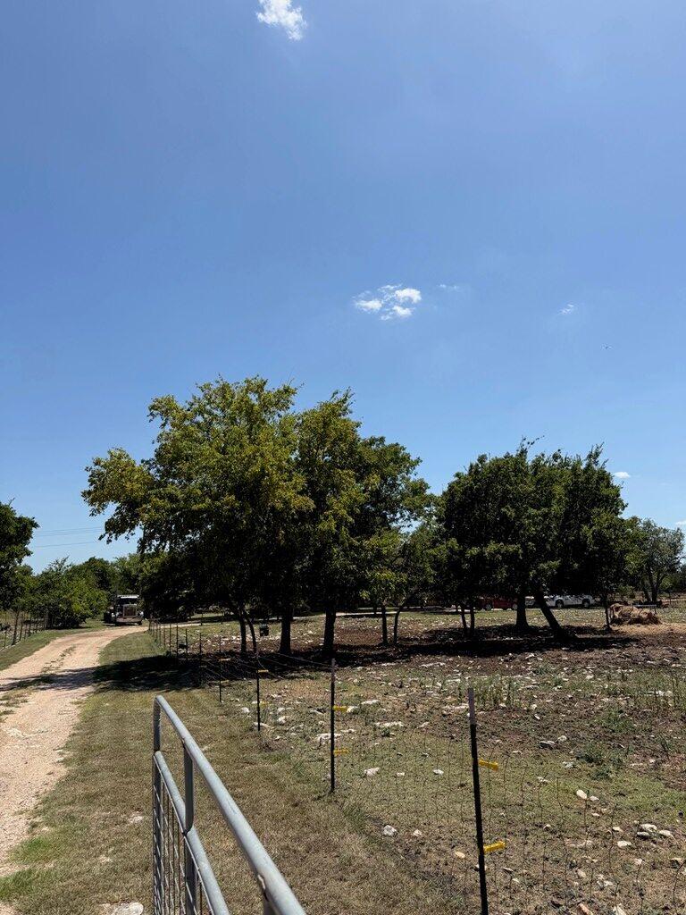 412 Box Rd, Burnet, TX 78611 — photo 2