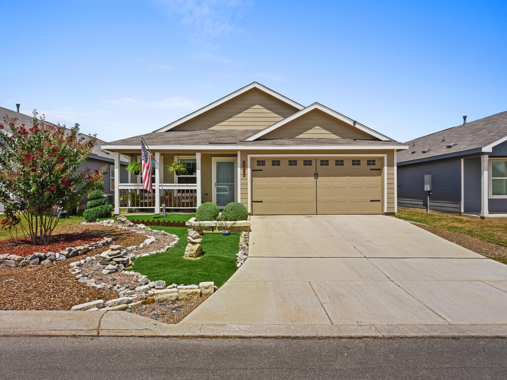 121 Aidan Trl — photo
