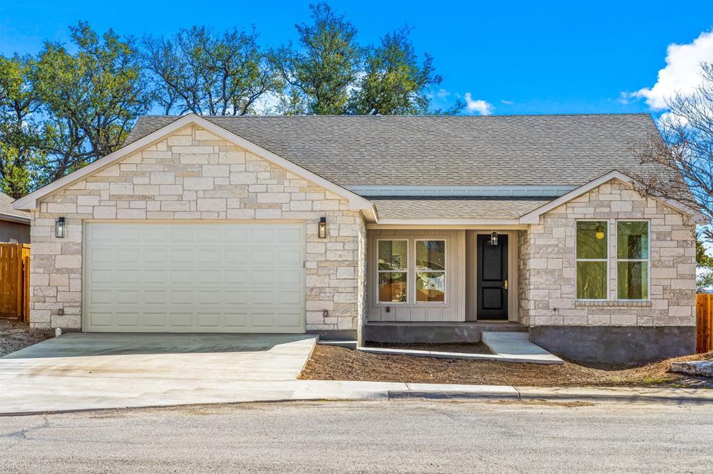 301 Bow Dr. 1 — photo