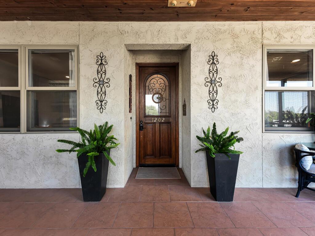 521-1202 Guadalupe St — photo