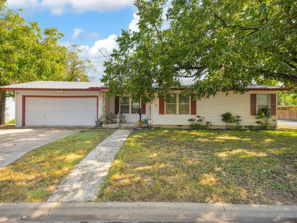 406 Bluebonnet Dr — photo