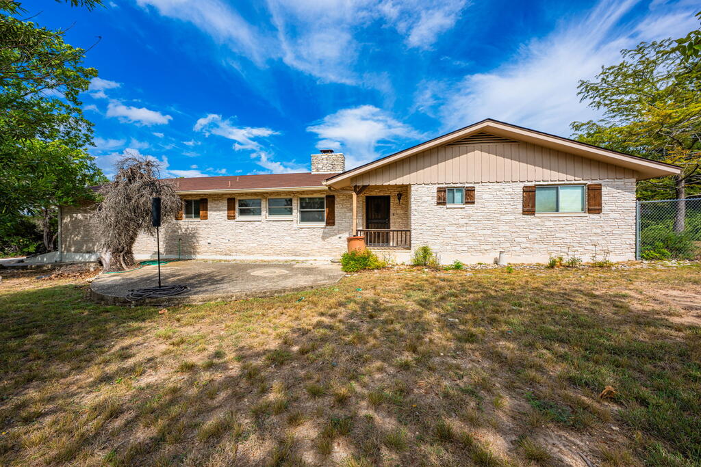 176 Doris Dr — photo