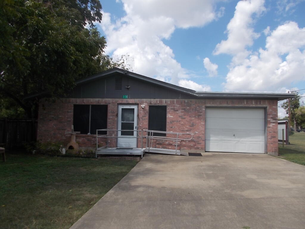 114 Meeker Rd — photo