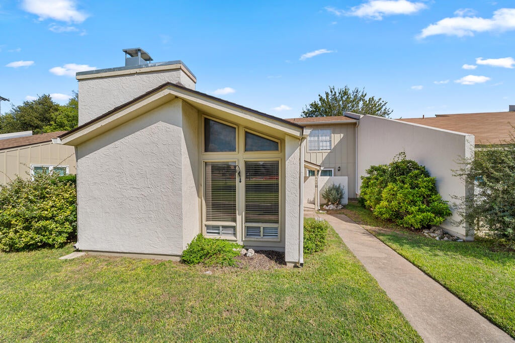1950-B Leslie Dr B — photo