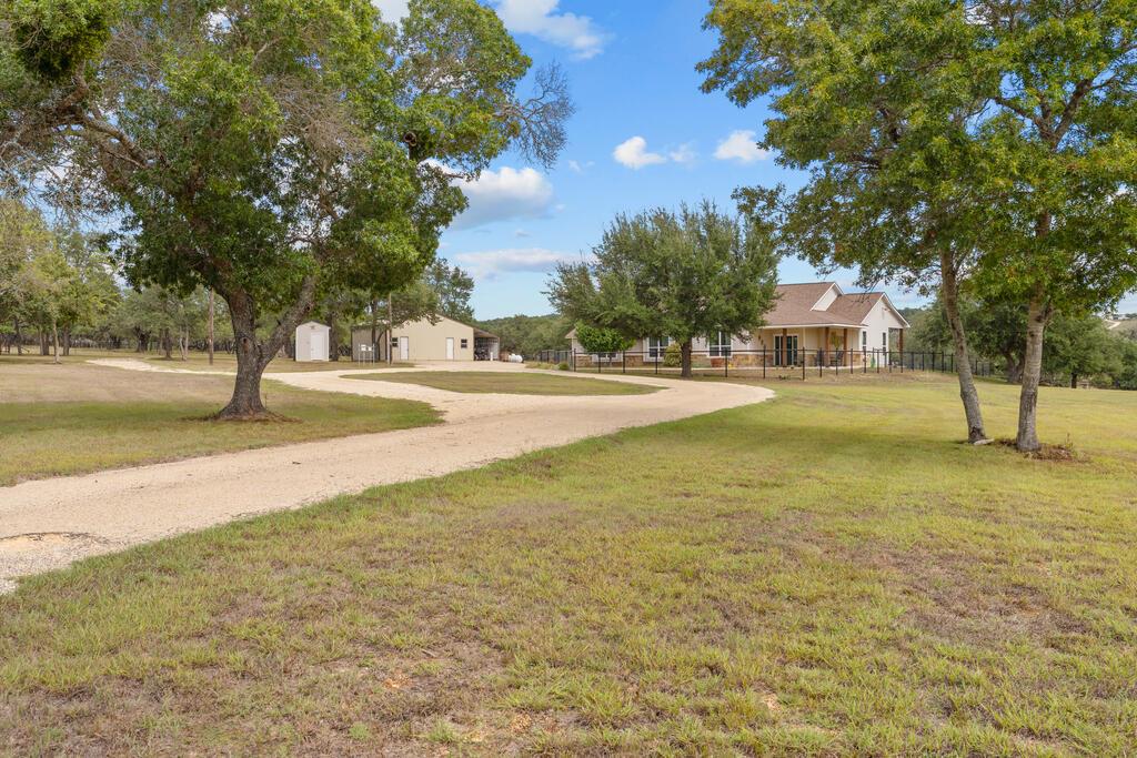 2873 FM 1888 — photo