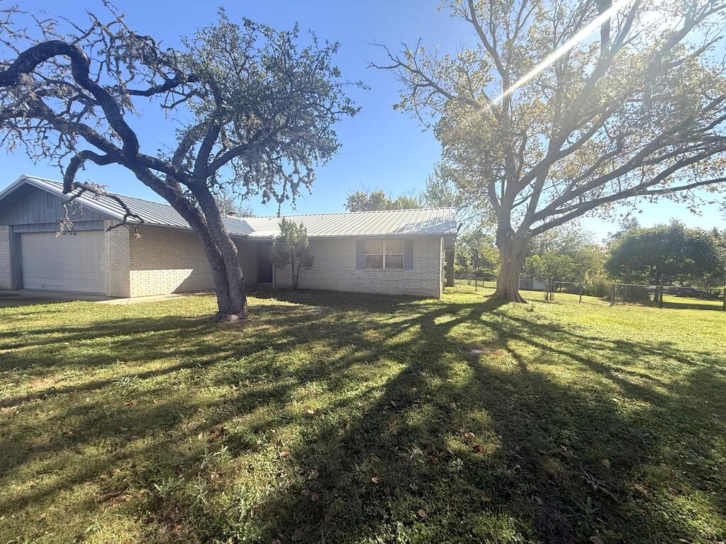 120 Oak Ridge Dr 18 — photo