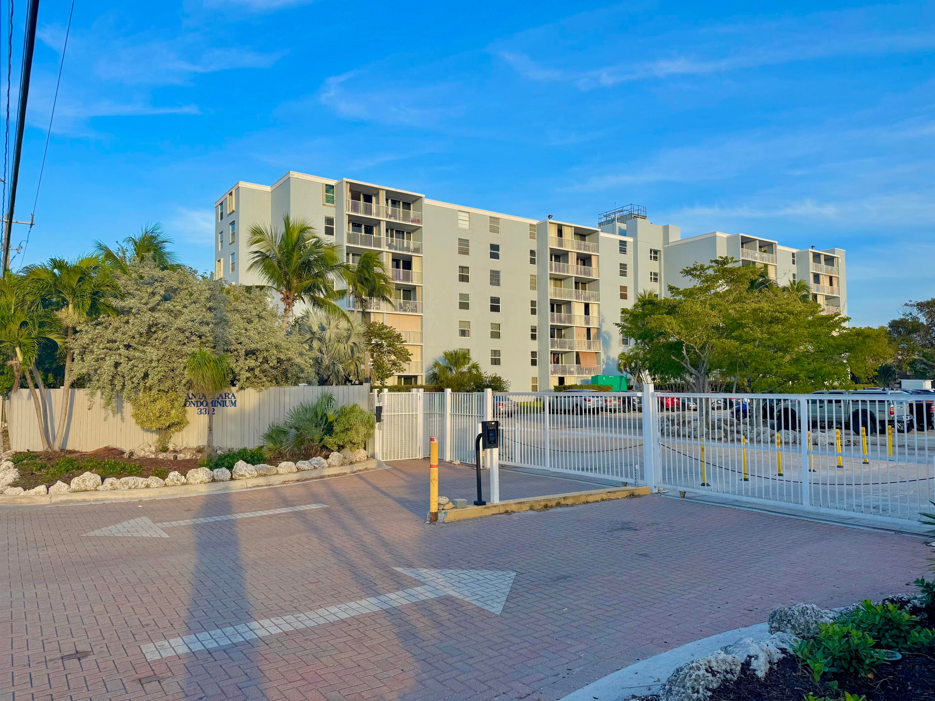 3312 Northside Drive 405 — photo