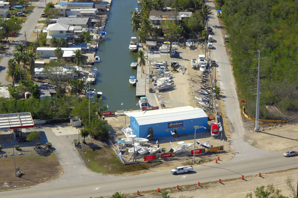 106600 Overseas Highway Outside Storage — photo
