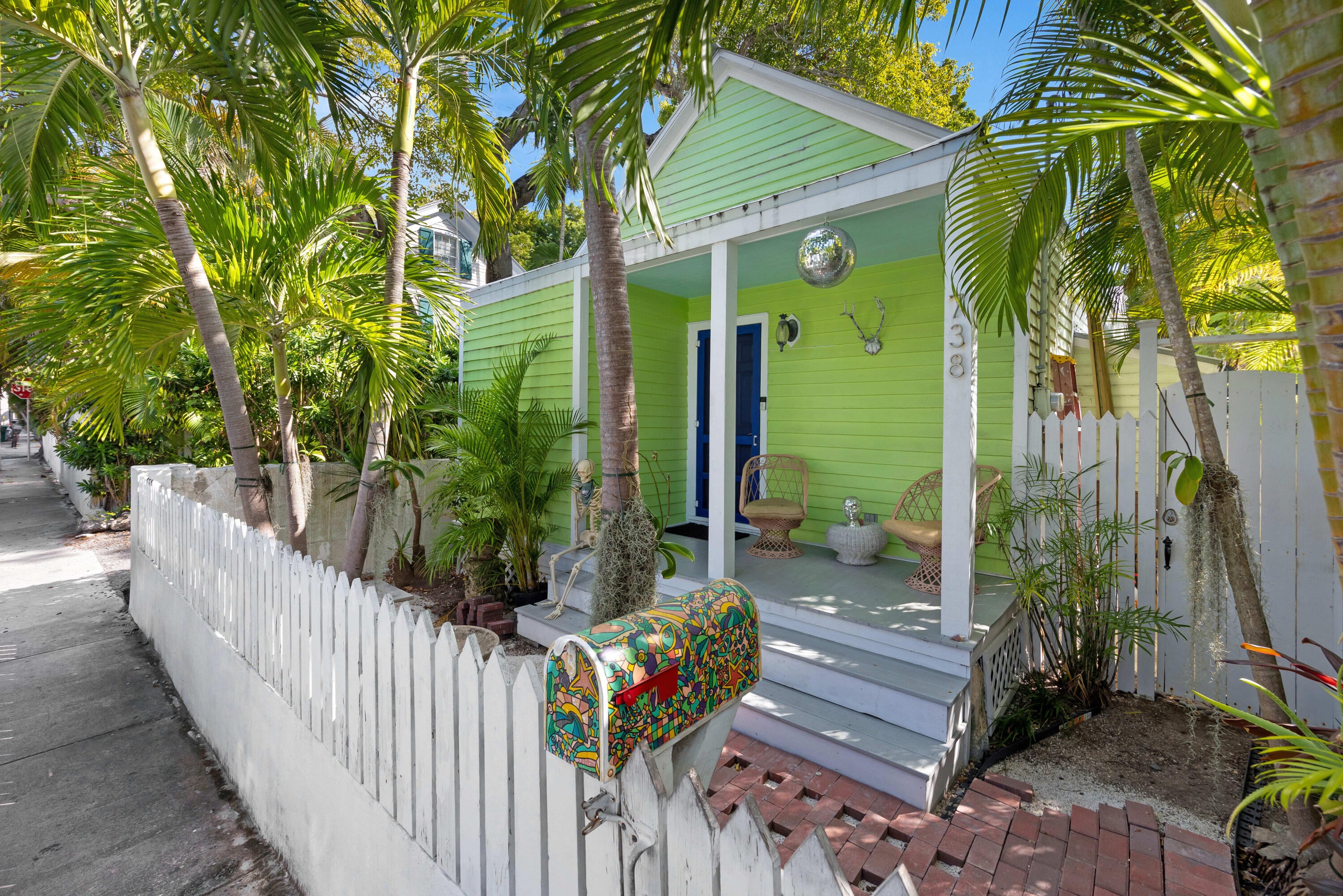 738 Olivia Street — photo