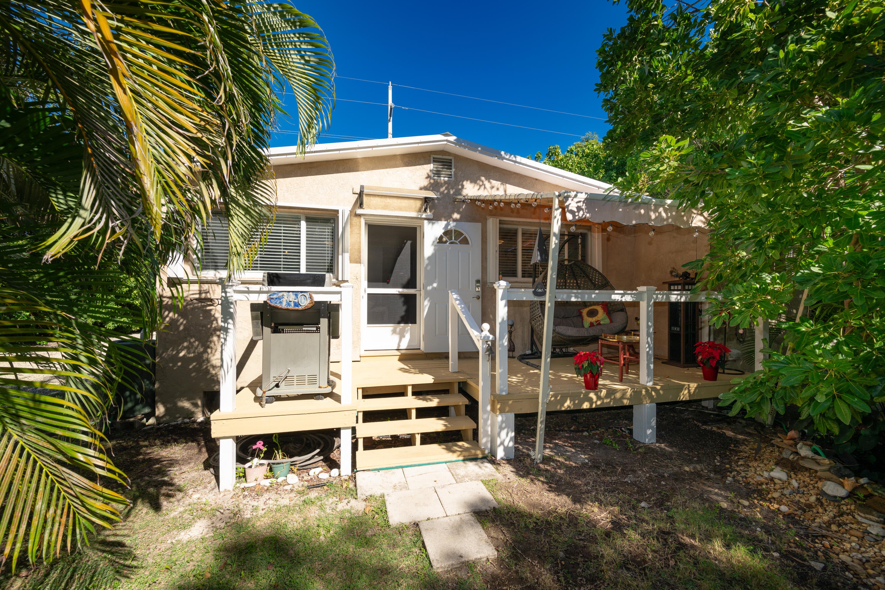 740 Prado Circle — photo